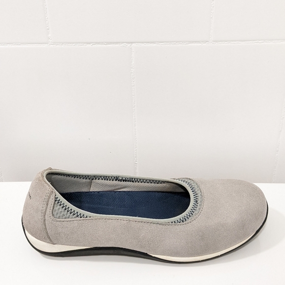 L.L bean suede walking flats - Picture 2 of 16